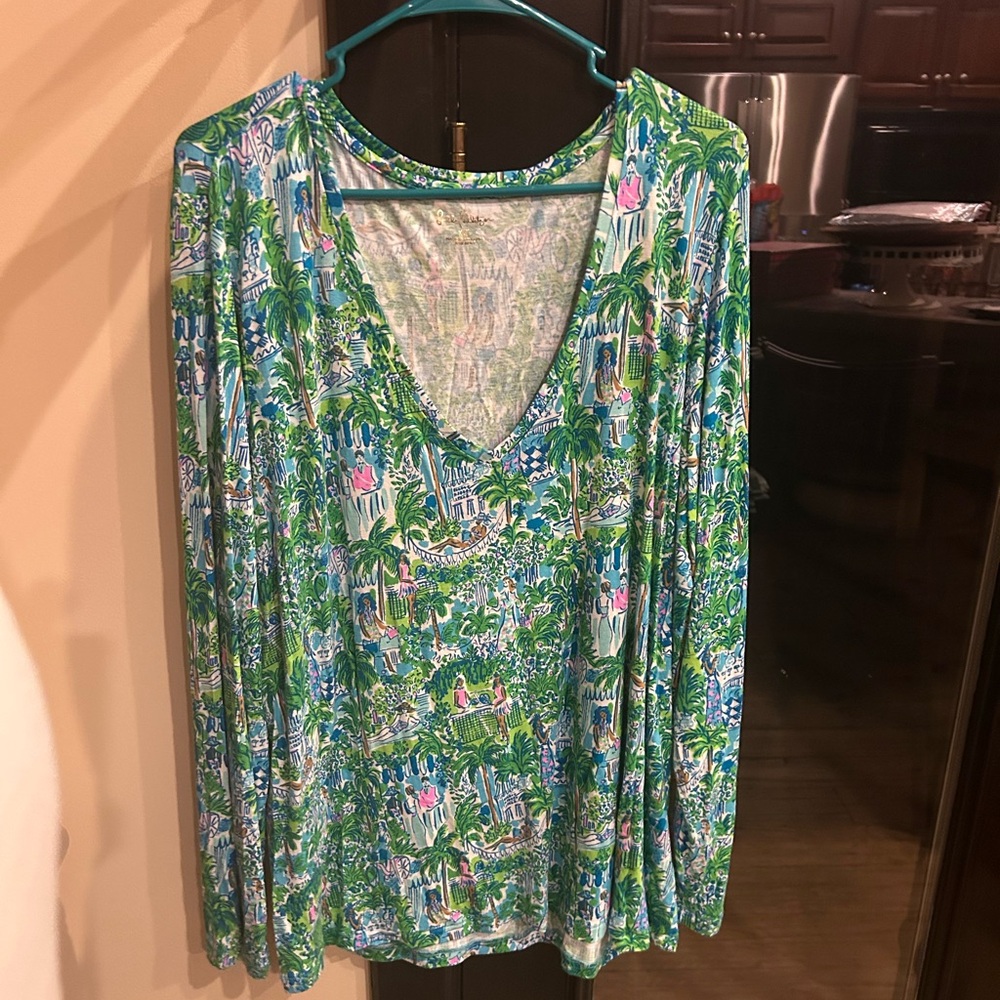 Lilly Pulitzer Sleep Top 
Size XXL